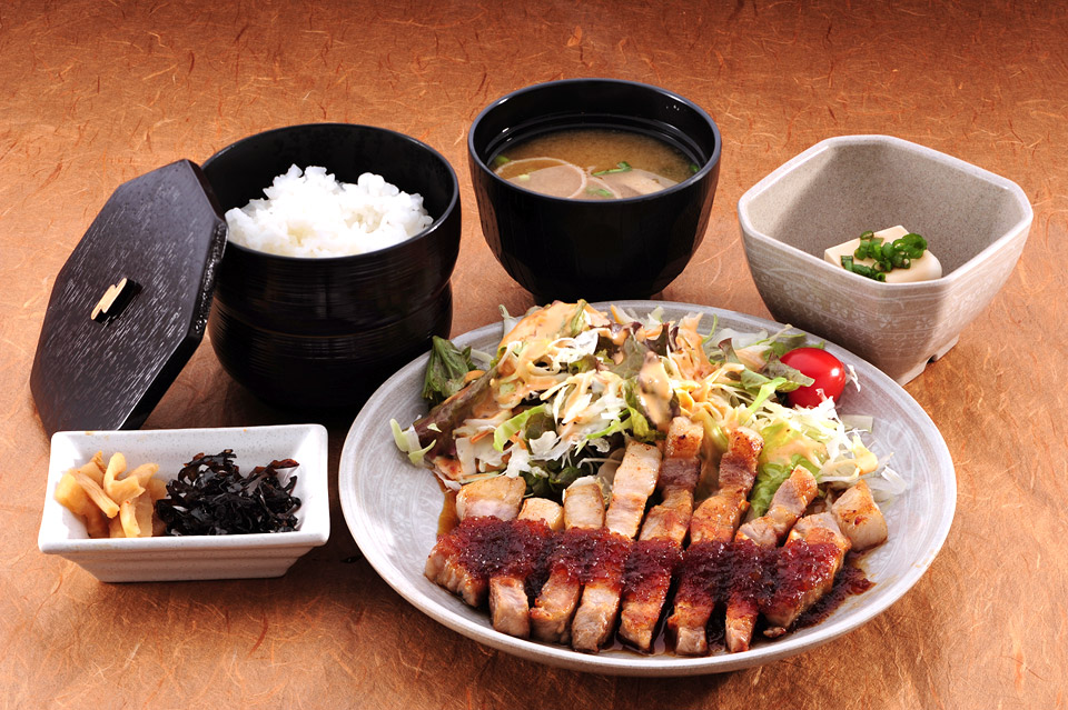 ポークステーキ定食 850円